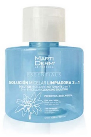 Solución micelar limpiadora 3 en 1, de Martiderm