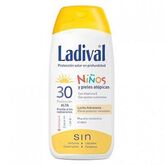 Protector Solar Para Niños Fps30 Leche 200ml Ladival